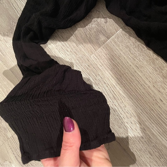 Black off the shoulder long sleeve top - Picture 6 of 8